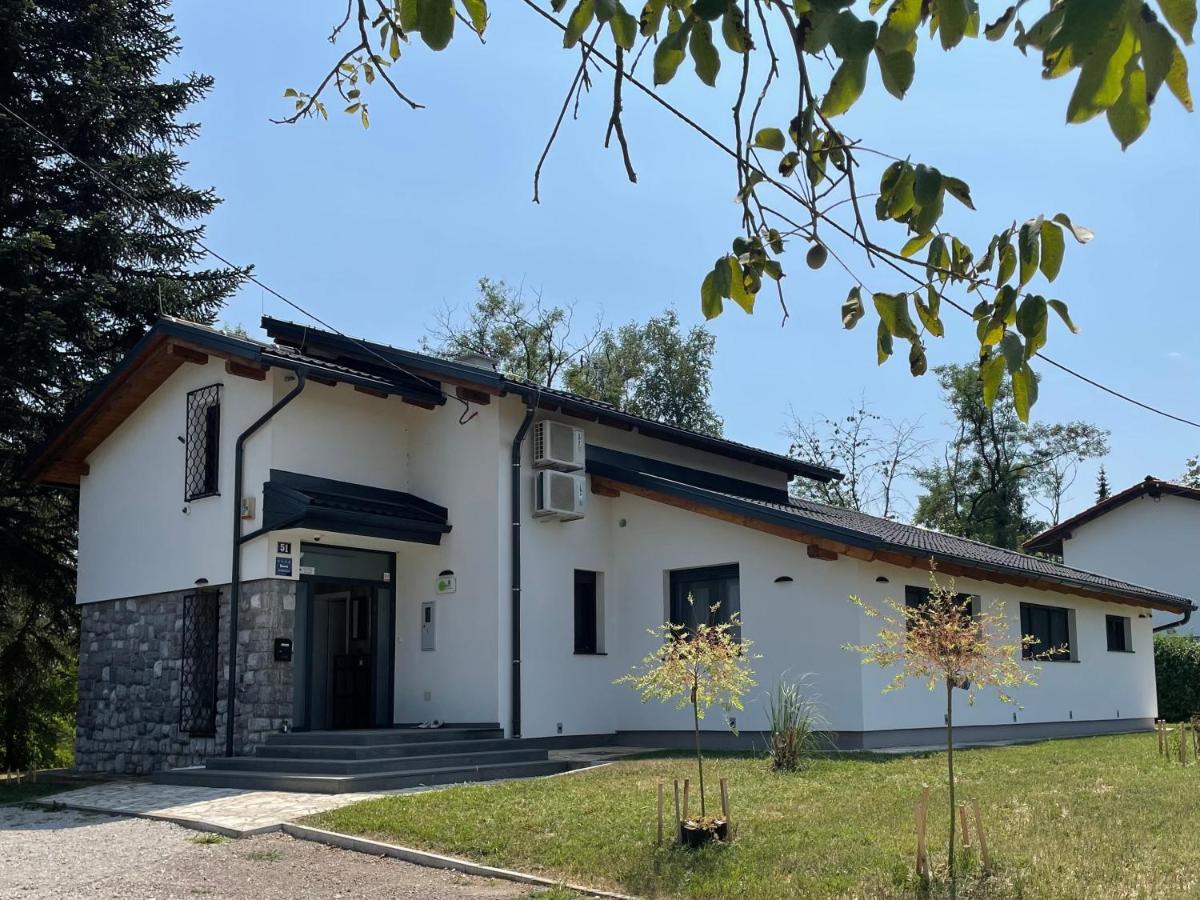 Pampas Apartments Mreznica Duga Resa Εξωτερικό φωτογραφία