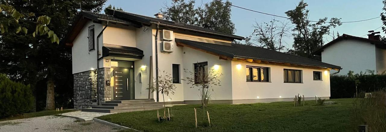 Pampas Apartments Mreznica Duga Resa Εξωτερικό φωτογραφία
