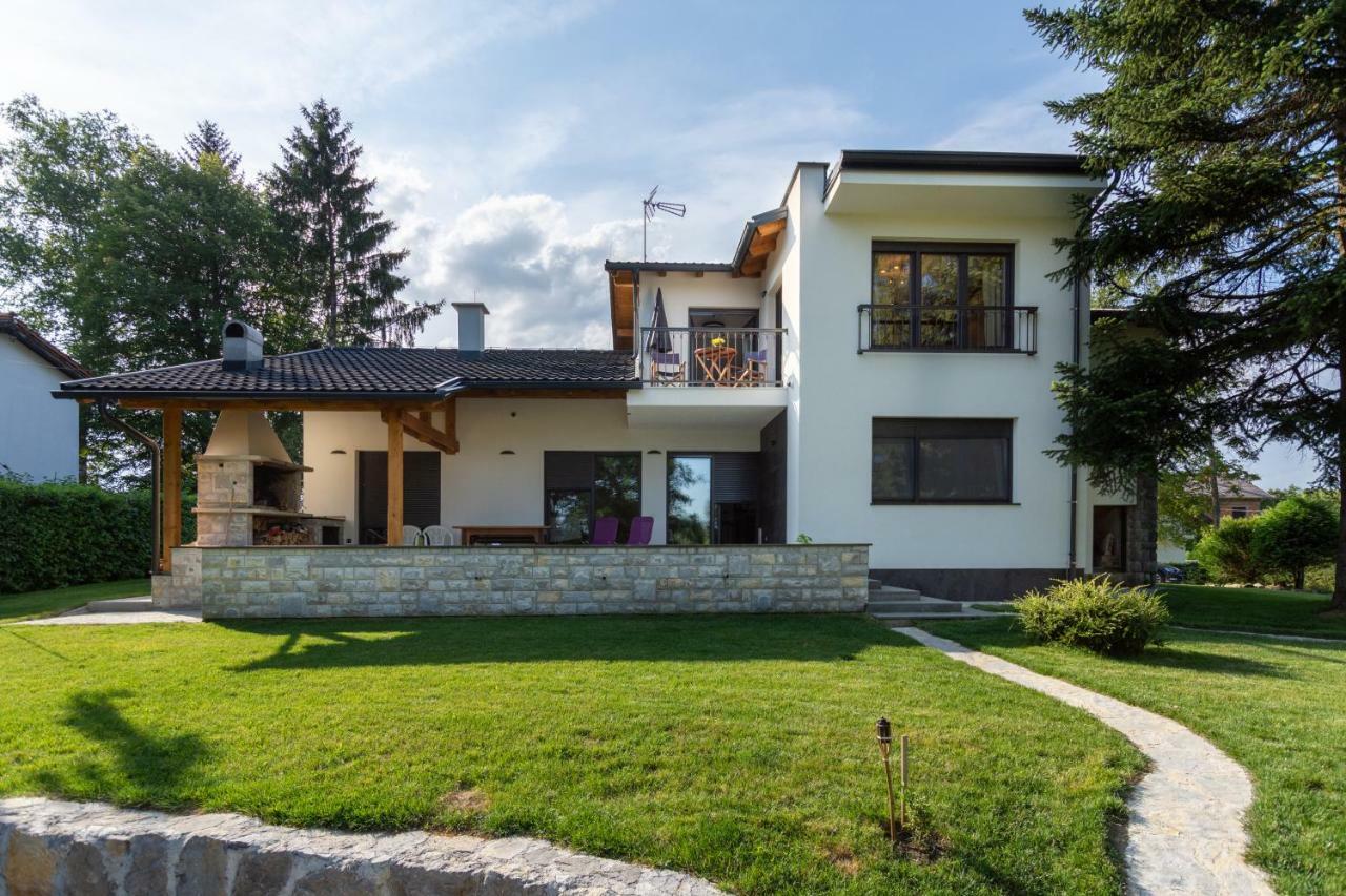 Pampas Apartments Mreznica Duga Resa Εξωτερικό φωτογραφία