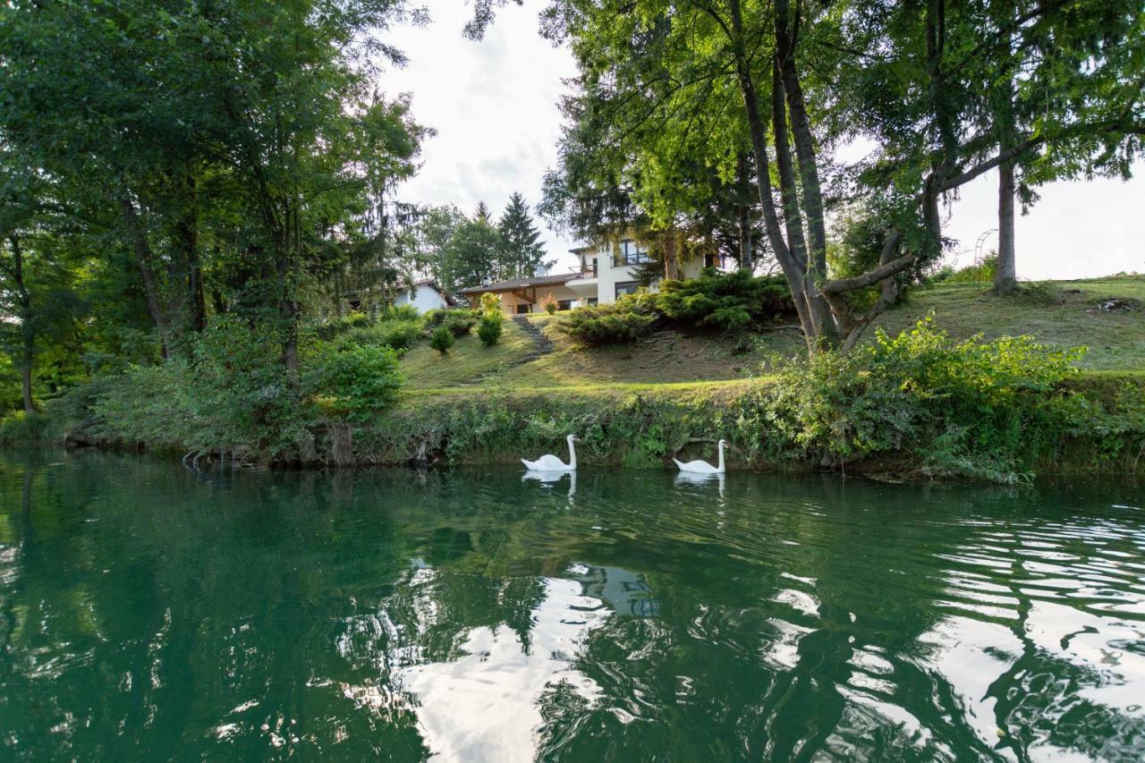 Pampas Apartments Mreznica Duga Resa Εξωτερικό φωτογραφία