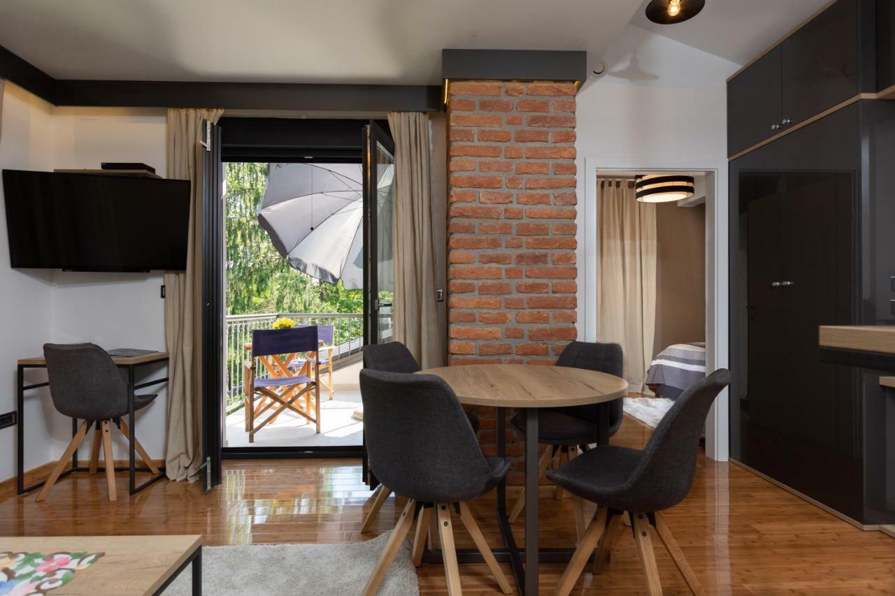 Pampas Apartments Mreznica Duga Resa Εξωτερικό φωτογραφία