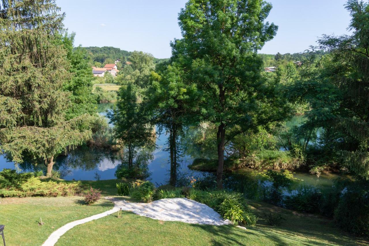 Pampas Apartments Mreznica Duga Resa Εξωτερικό φωτογραφία