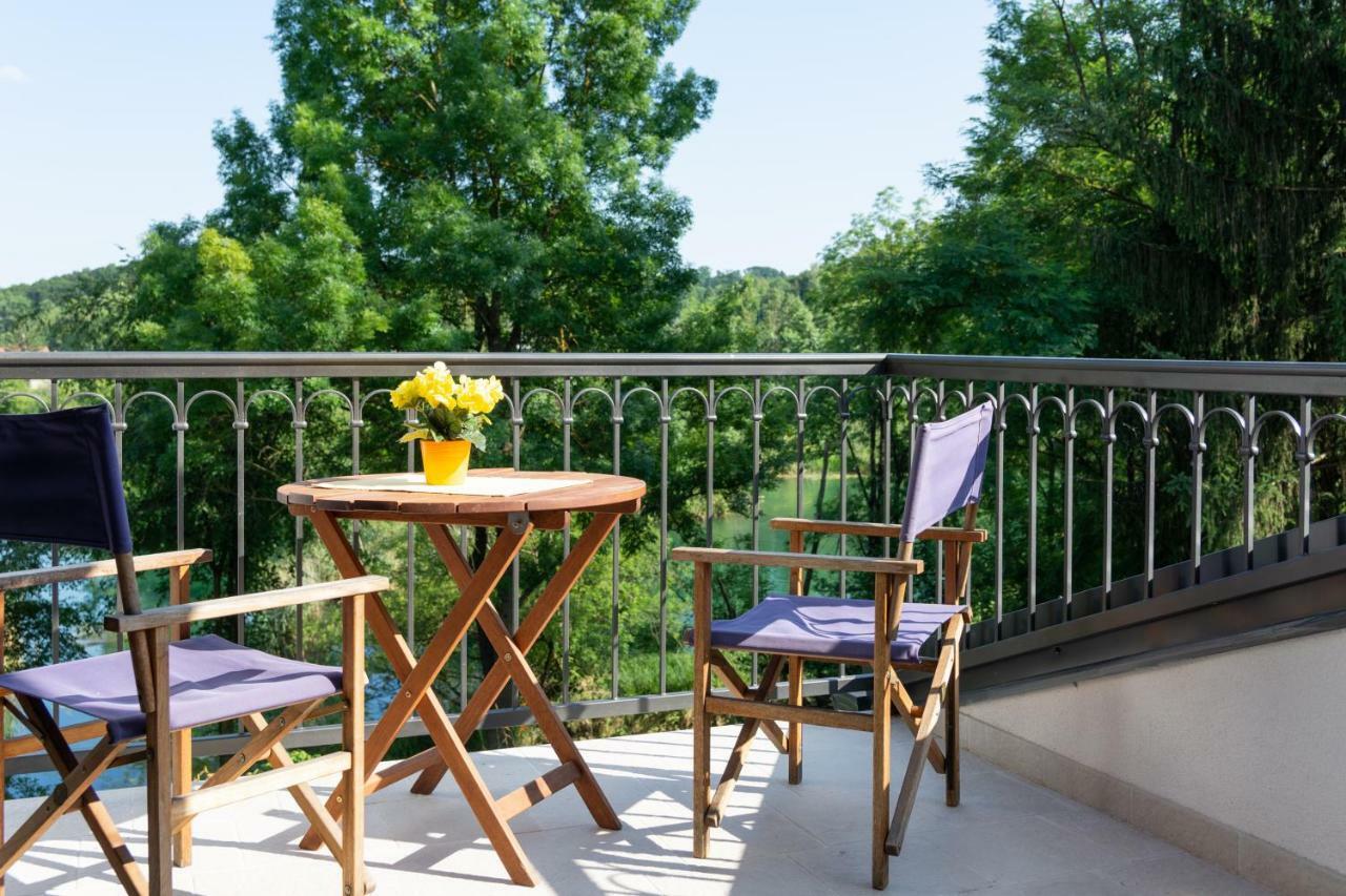 Pampas Apartments Mreznica Duga Resa Εξωτερικό φωτογραφία